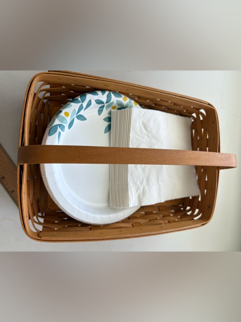 Vintage Longaberger basket 2002 - Picture 2 of 11